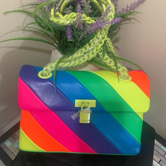 Kurt Geiger London Large Brixton Lock Leather Convertible Bag - Picture 15 of 16